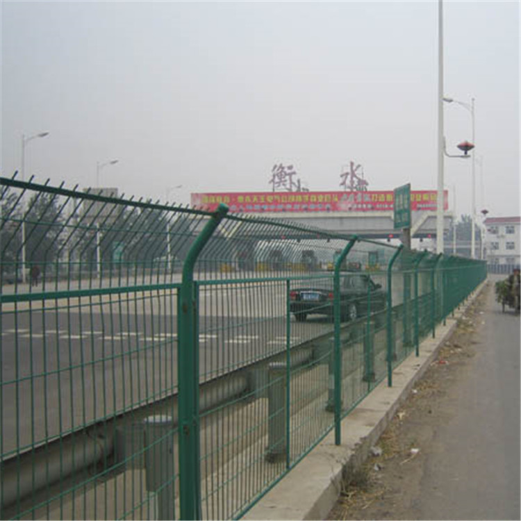 公路護欄網案例展示圖片1