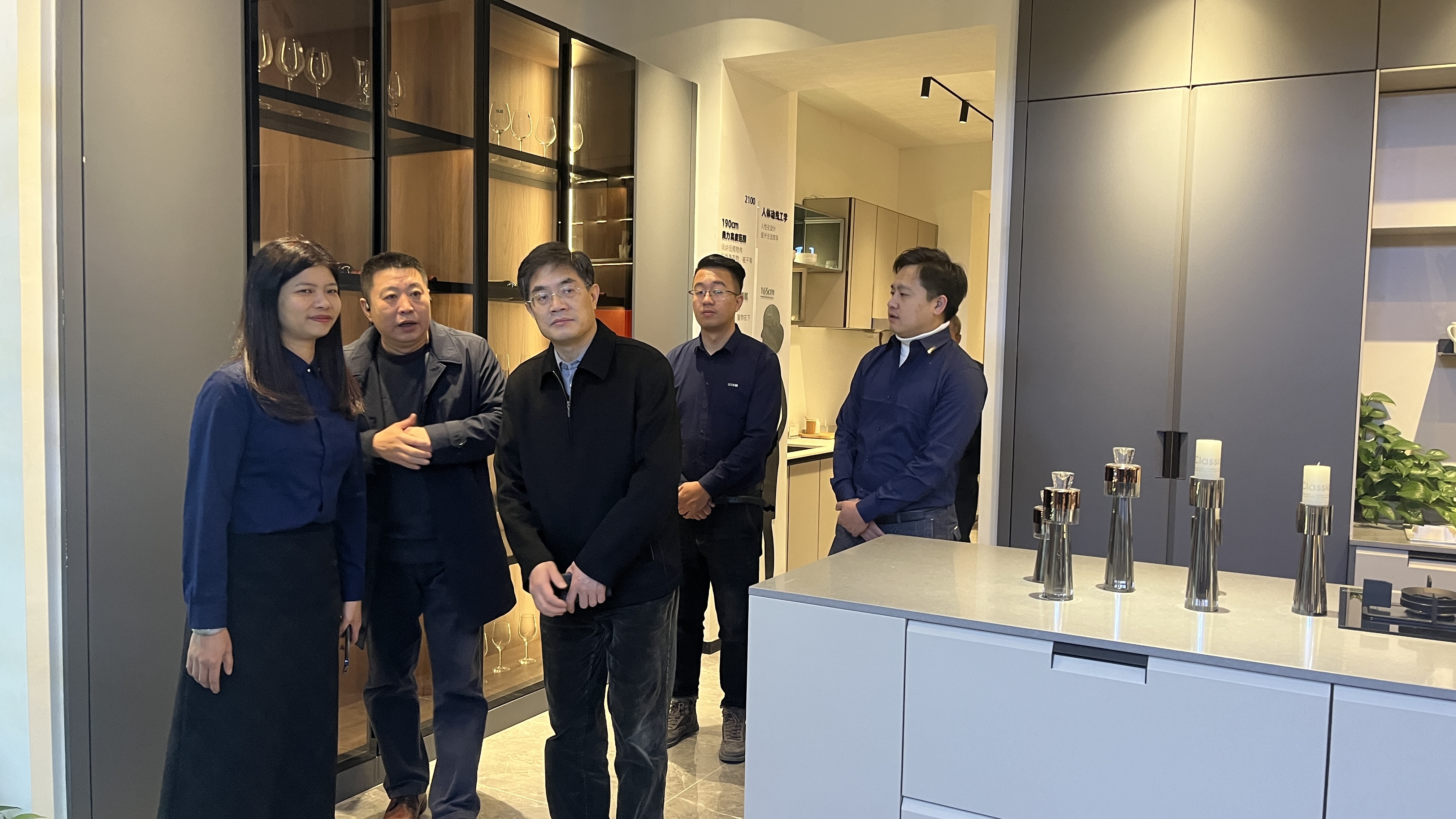 中國林業集團領導蒞臨中林福人參觀考察(圖5)